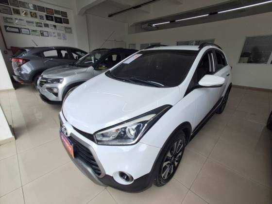 HYUNDAI HB20X 1.6 16V PREMIUM FLEX 4P AUTOMÁTICO